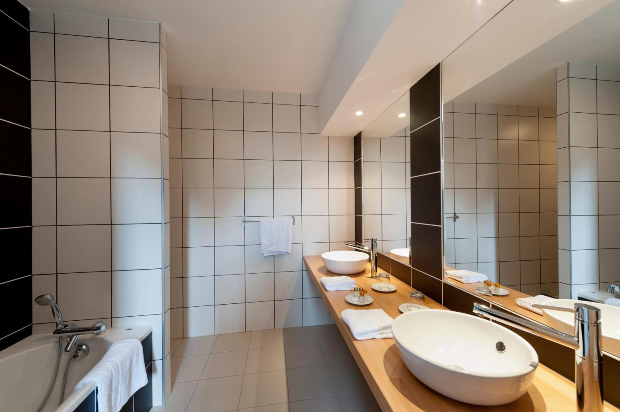 Chateau La Cheze - Bordeaux Floirac 3*
