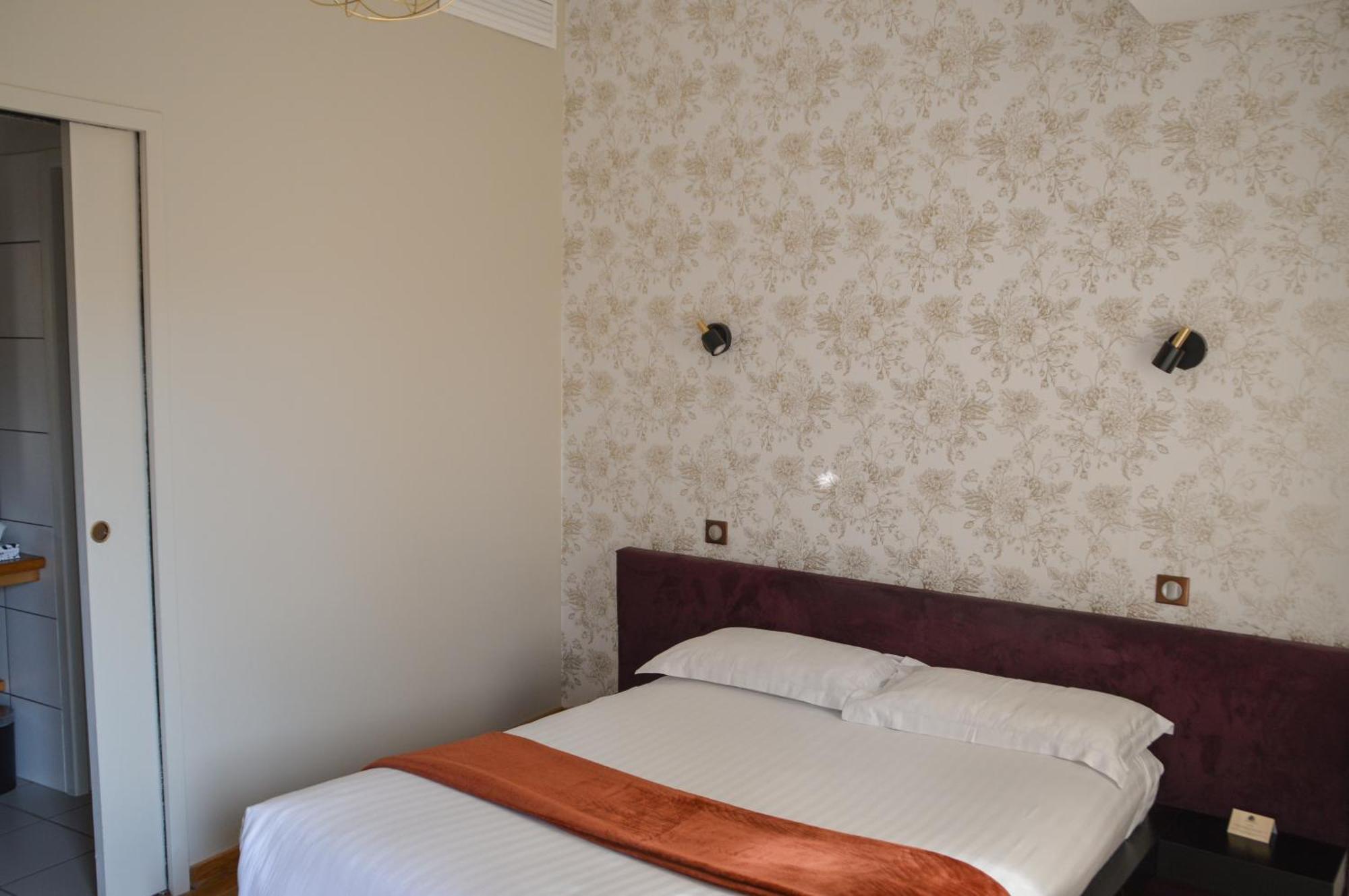 Hotel Château La Chèze - Bordeaux Floirac 3*