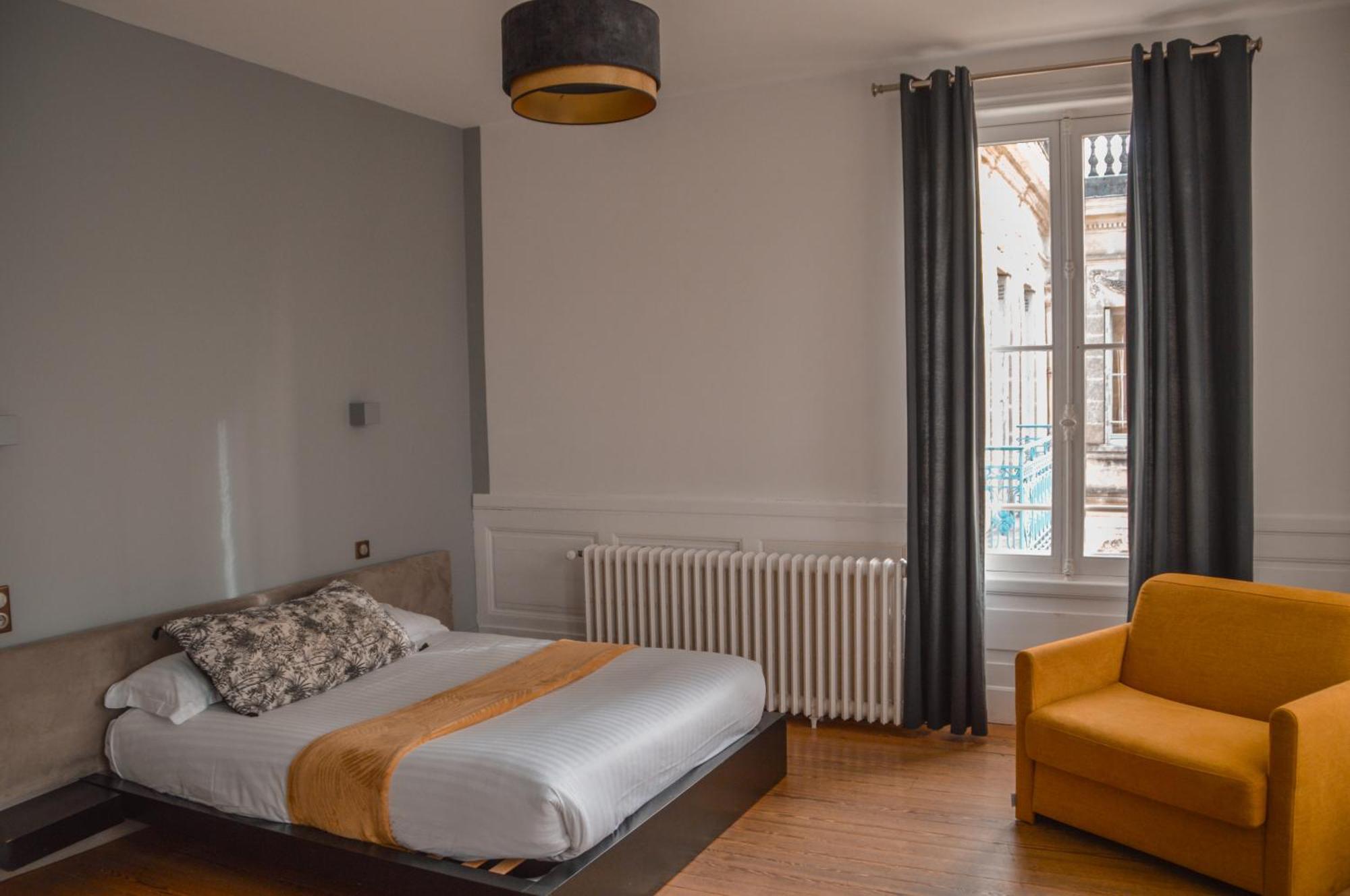 Chateau La Cheze - Bordeaux Floirac Hotel 3*